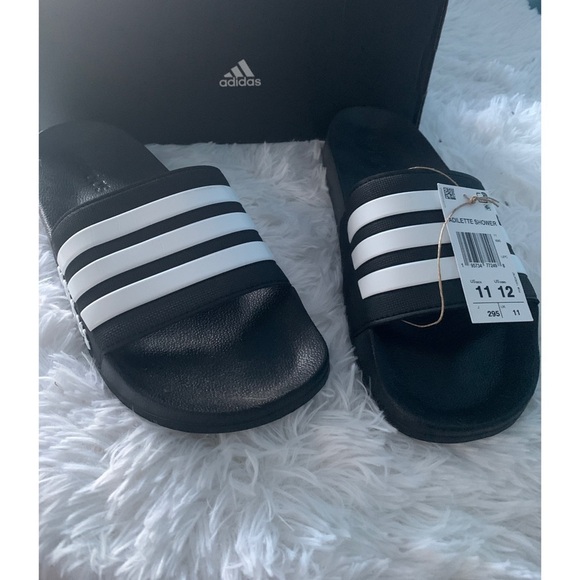 Adidas Shower Slides New with Tags/Box - Picture 1 of 8